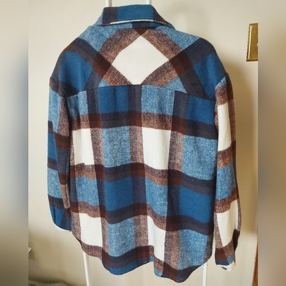 Plaid Button Down Jacket - Picture 2 of 4